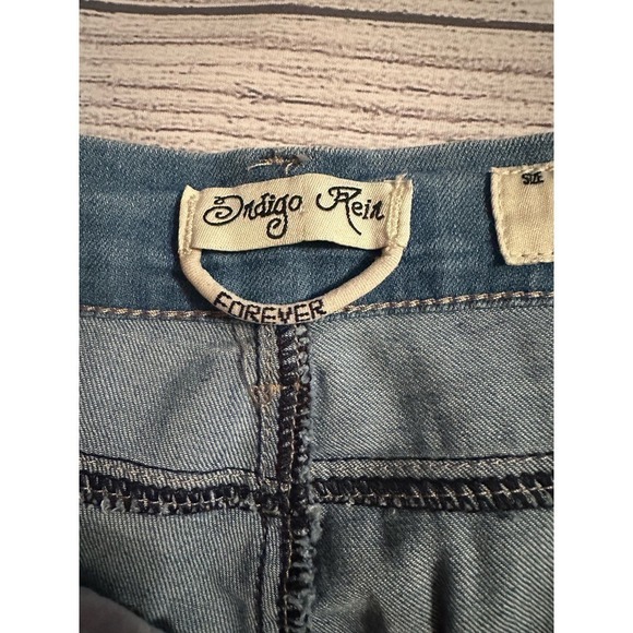 Indigo Rein Forever Jeans w/ Patches Juniors Sz 5 - Picture 9 of 10